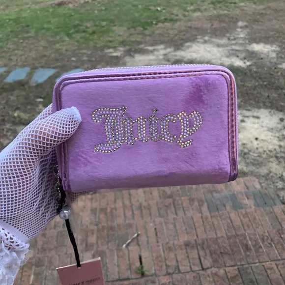 Juicy Couture String of Pearls Double Medium Zip Around Metallic/Velvet Wallet - Picture 14 of 14